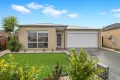Property photo of 8 Camolina Way Clyde North VIC 3978