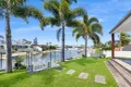 Property photo of 62 Rio Vista Boulevard Broadbeach Waters QLD 4218