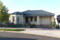 Property photo of 8 Golders Green Walk Caroline Springs VIC 3023