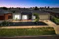 Property photo of 21 Hemsley Drive Deer Park VIC 3023