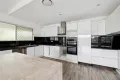 Property photo of 10 Parish Court Molendinar QLD 4214