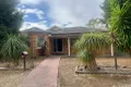 Property photo of 2 Farnham Crescent Mill Park VIC 3082