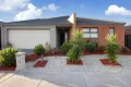 Property photo of 21 Inverell Parkway Tarneit VIC 3029
