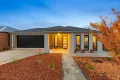 Property photo of 31 Meadowlea Crescent Pakenham VIC 3810