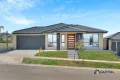 Property photo of 8 Lily Drive Wallan VIC 3756