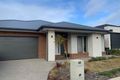 Property photo of 40 Bonhams Circuit Manor Lakes VIC 3024