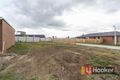 Property photo of 18 Copernicus Circuit Cranbourne West VIC 3977