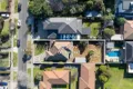 Property photo of 132 Deakin Street Essendon VIC 3040