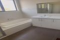 Property photo of 2/32 Illuka Crescent Mount Waverley VIC 3149