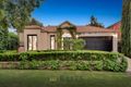 Property photo of 10 Sundial Court Berwick VIC 3806