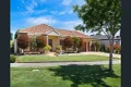 Property photo of 12 Yale Court Wangaratta VIC 3677