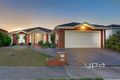 Property photo of 33 Cambridge Crescent Roxburgh Park VIC 3064