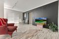 Property photo of 10/5-7 Hoddle Avenue Bradbury NSW 2560