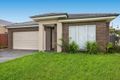 Property photo of 10 Mullein Bend Cranbourne North VIC 3977