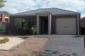Property photo of 14 Hunts Cross Way Caroline Springs VIC 3023