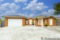 Property photo of 40 Litchfield Way Taylors Hill VIC 3037