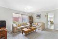 Property photo of 10 Garland Rise Rowville VIC 3178