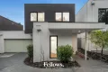 Property photo of 2/17 Rheanva Street Berwick VIC 3806