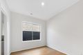Property photo of 33 Roseneath Way Mickleham VIC 3064