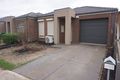 Property photo of 2/32 Bridlepath Drive Truganina VIC 3029