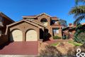 Property photo of 10 Sinclair Court Mill Park VIC 3082