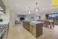 Property photo of 32 Viewside Crescent Craigieburn VIC 3064