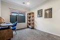 Property photo of 31 Banjolina Circuit Craigieburn VIC 3064