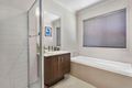 Property photo of 19 Perry Circuit Cranbourne North VIC 3977
