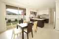 Property photo of 4/245 Lawrence Road Mount Waverley VIC 3149