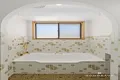 Property photo of 34 Epenarra Close Hawker ACT 2614