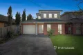 Property photo of 1 Clifford Street Glen Waverley VIC 3150