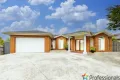 Property photo of 40 Litchfield Way Taylors Hill VIC 3037