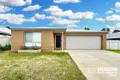 Property photo of 30 Apsley Crescent Dubbo NSW 2830