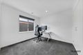 Property photo of 32 Ruislip Avenue Strathtulloh VIC 3338