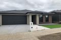 Property photo of 9 Niseko Crescent Pakenham VIC 3810