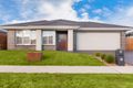 Property photo of 8 Mernoo Avenue Clyde North VIC 3978