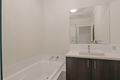 Property photo of 73 Sunstone Boulevard Treeby WA 6164