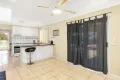Property photo of 32 Karinya Close Werribee VIC 3030
