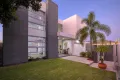 Property photo of 1 Grant Place Broadbeach Waters QLD 4218