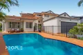 Property photo of 39 Windsor Place Carindale QLD 4152