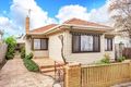 Property photo of 8 Irving Street Newport VIC 3015