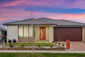 Property photo of 14 Grandstand Crescent Clyde North VIC 3978