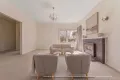 Property photo of 18 Winbourne Road Mount Waverley VIC 3149