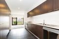 Property photo of 6 Olsen Walk Mill Park VIC 3082