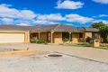 Property photo of 27 Woodlands Circuit Echuca VIC 3564