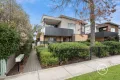 Property photo of 2/90 Watsonia Road Watsonia VIC 3087