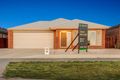 Property photo of 10 Leyana Crescent Brookfield VIC 3338