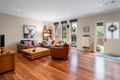 Property photo of 2/1123 Main Road Eltham VIC 3095