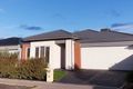 Property photo of 60 Loudon Circuit Craigieburn VIC 3064