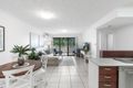 Property photo of 2/960 Wynnum Road Cannon Hill QLD 4170